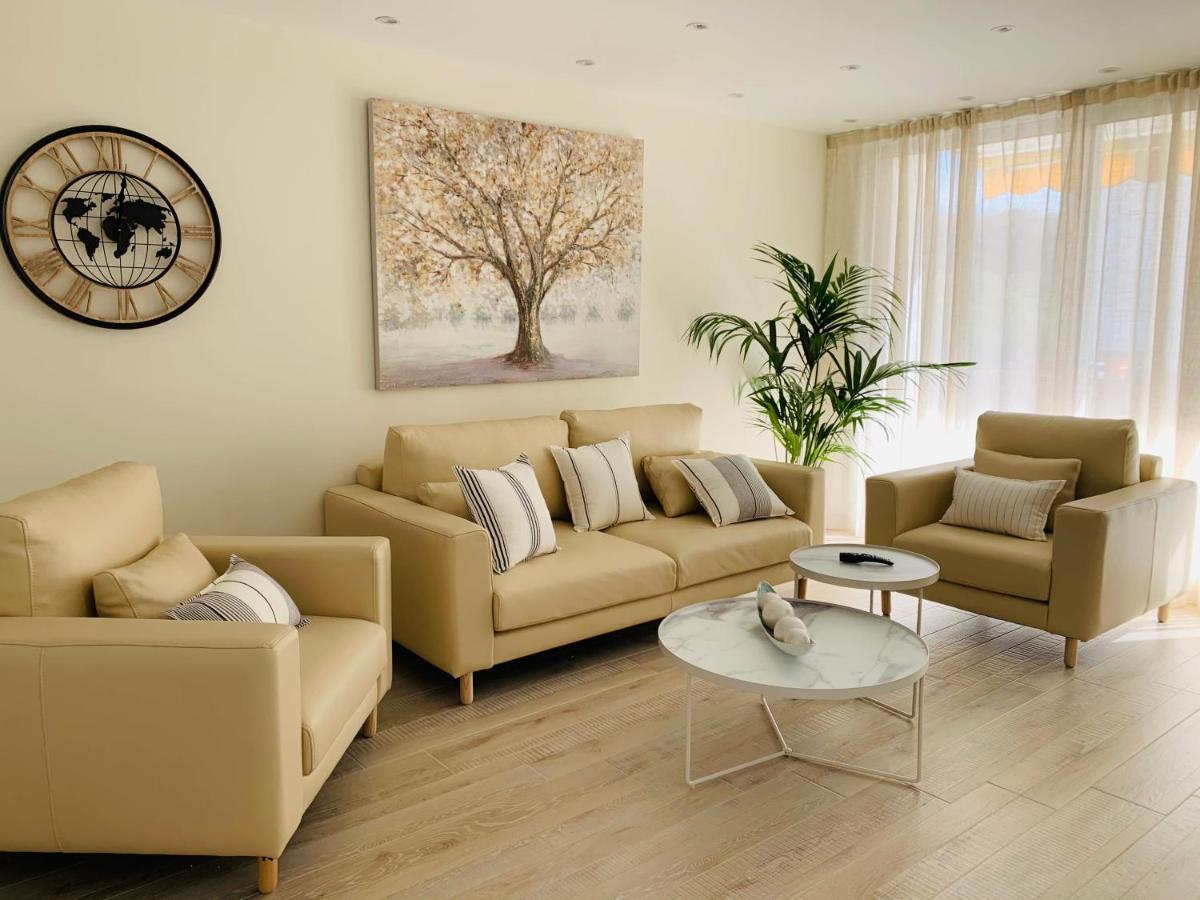 Sitges Spaces Oasis Suites- 4 Bedroom, 4 Ensuite Bathrooms, Terrace, Pool, Sitges Centre Kültér fotó